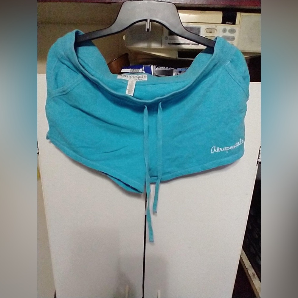 blue aeropostale comfy shorts, size L